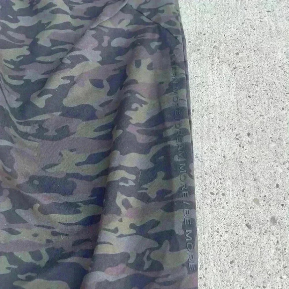 Alphalete women s Joggers green camo leggings pockets drawstring Running Active - Picture 9 of 10